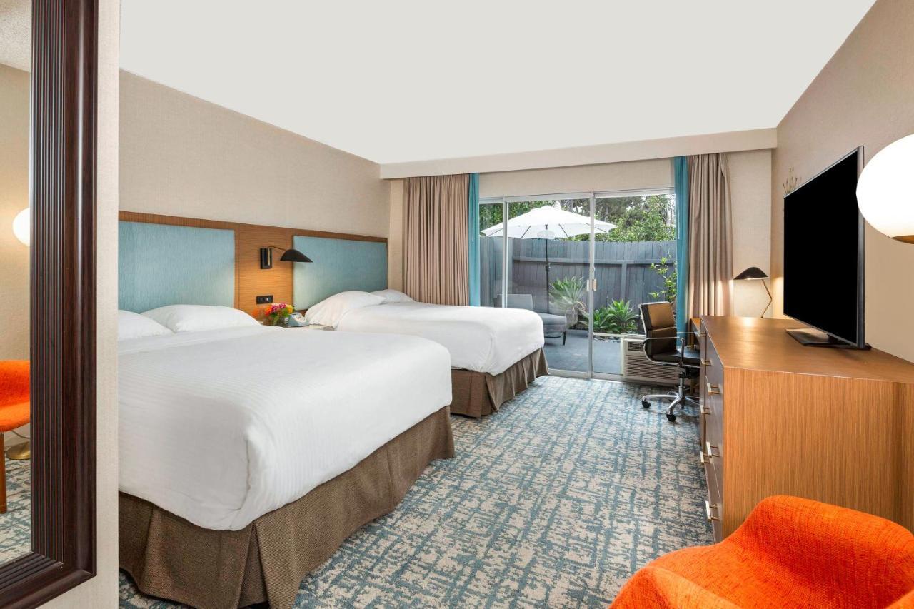 Standard Queen Room Two Queen Beds