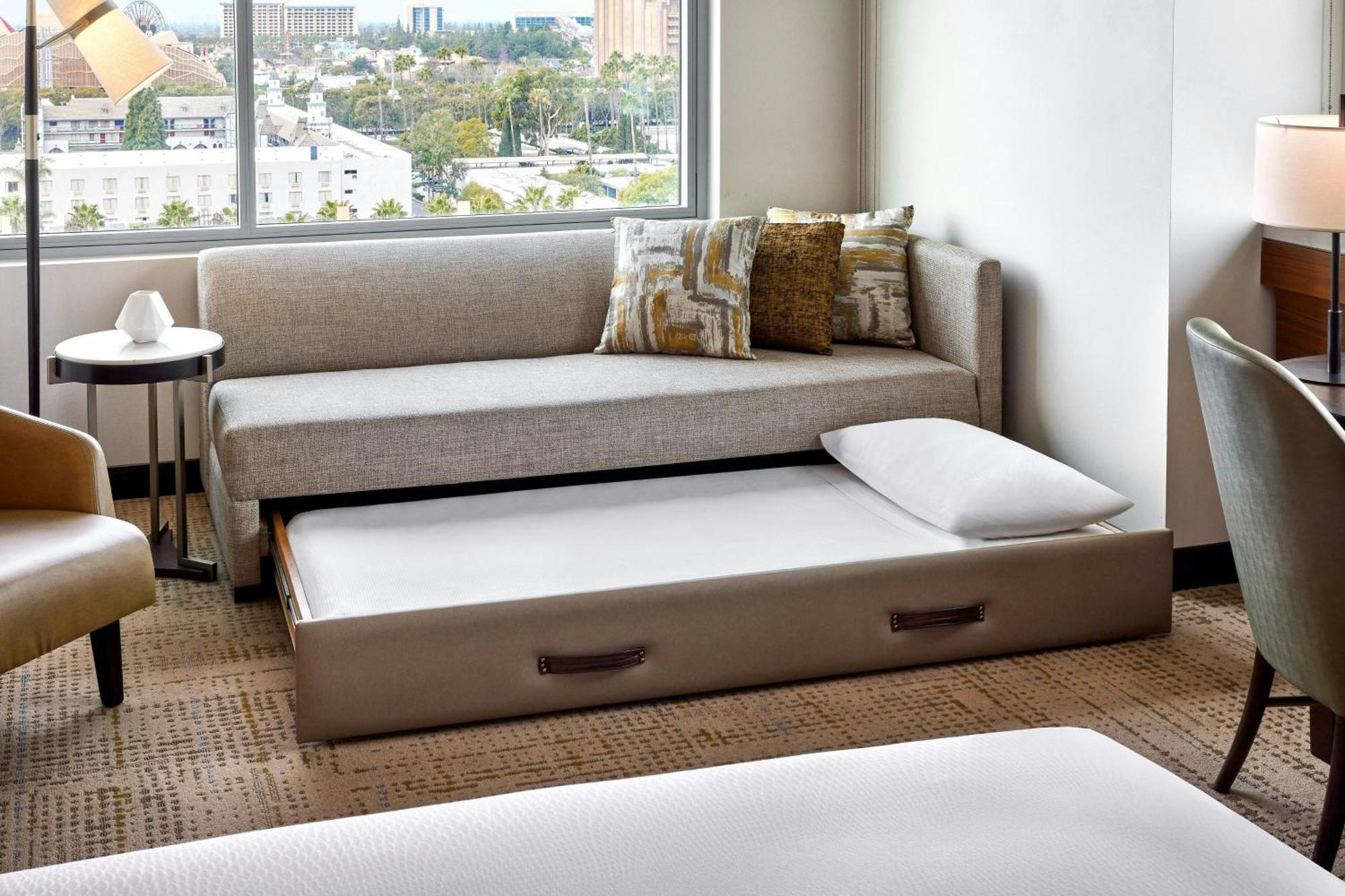 Premium Suite with Two Beds