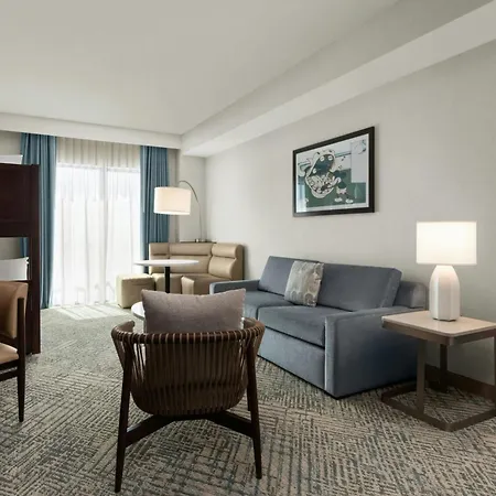 Courtyard By Marriott Anaheim Theme Park Entrance-3